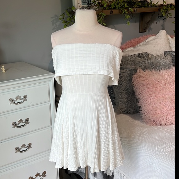 Off White Cream Dress B Original Boutique Knit A Line Medium Women Fit and Flare - Picture 4 of 12